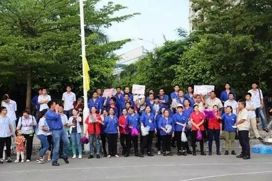 篮球冠军颁奖词_颁奖视频篮球冠军比赛_篮球比赛给冠军颁奖视频